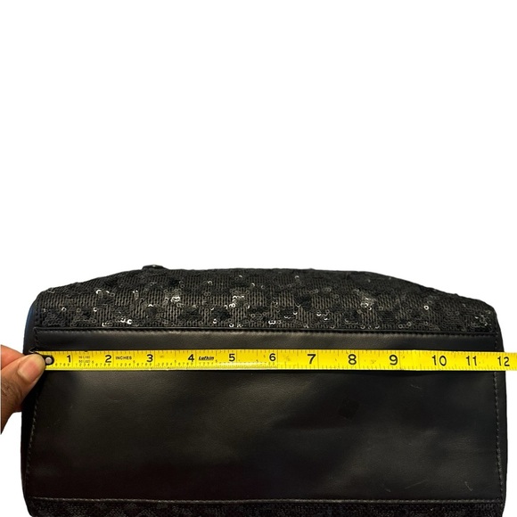 Coach Poppy Signature Sequin East West Satchel Limited Edition - Picture 16 of 17